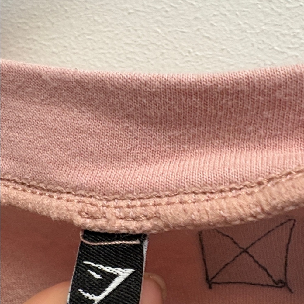 Gymshark Blush Pink Shirt Size Medium Athletic Apparel Top - Picture 8 of 12